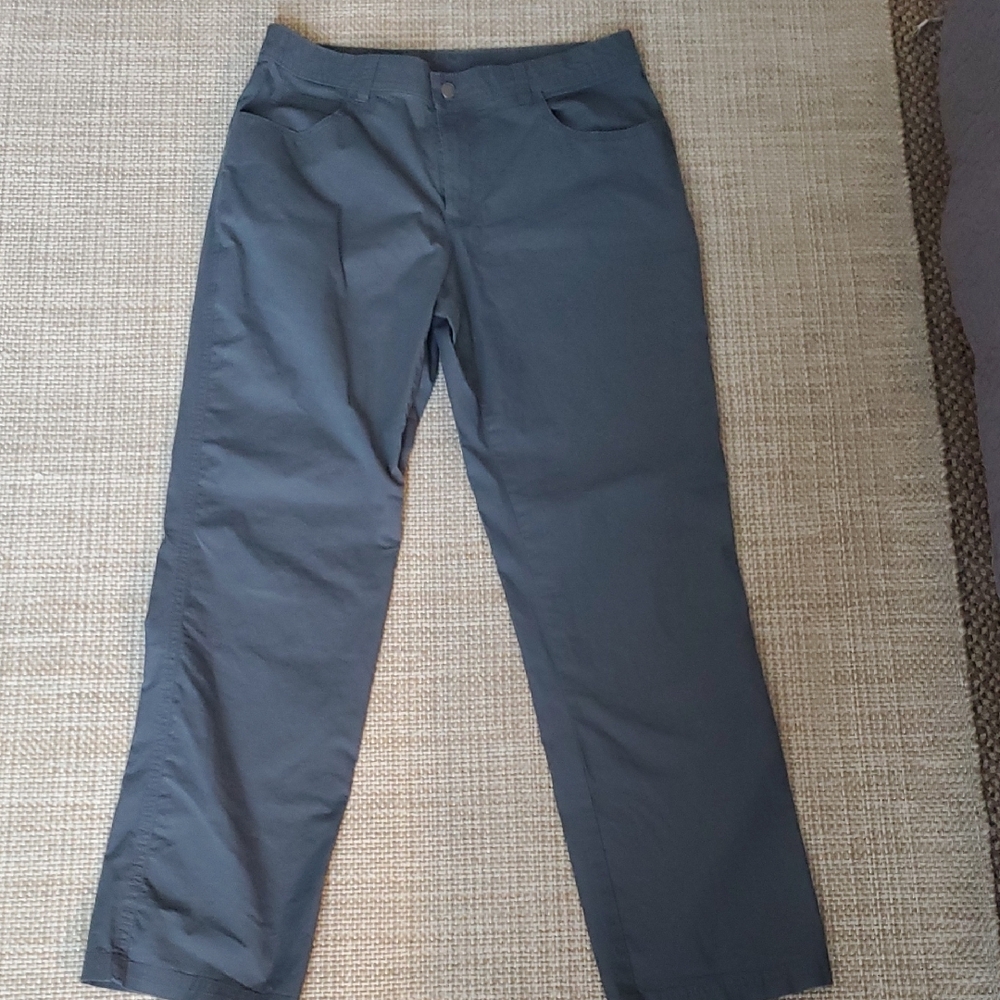 Columbia Gray Chino Pants Classic Fit